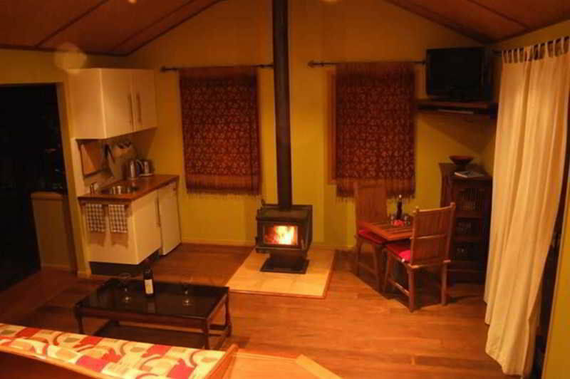 Witches Falls Cottages Mount Tamborine Εξωτερικό φωτογραφία